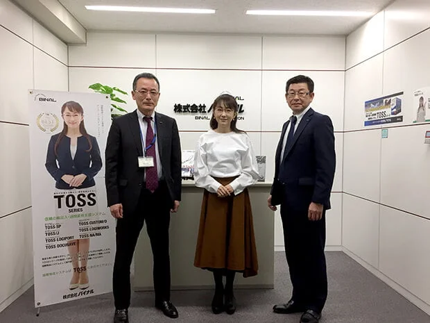 唐橋ユミ様が本社を表敬訪問