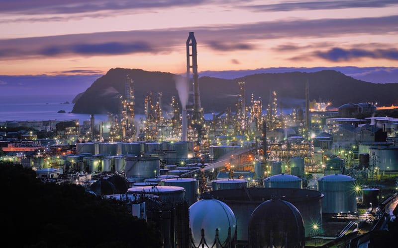 資源・エネルギー系大手メーカー様で、船積依頼等フォワーダーとの膨大な業務連絡、進捗情報共有の一元化ツールとしてTOSSシステムが採用されました。<br>同時に輸出業務全般をSAP社のERPシステムと連携し、業務の完全自動化も実現します。のサムネイル画像